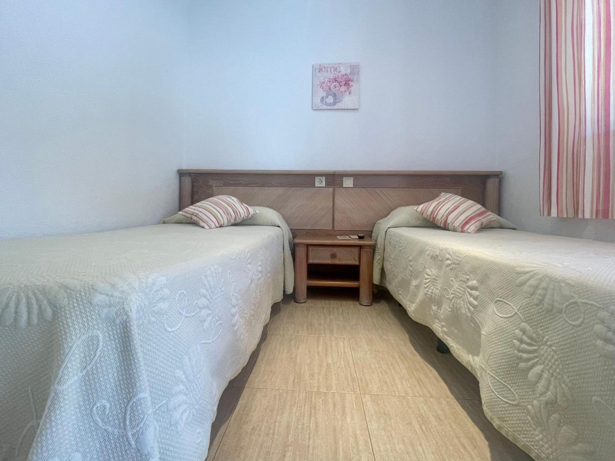 Hostal Noli Chiclana de la Frontera Extérieur photo