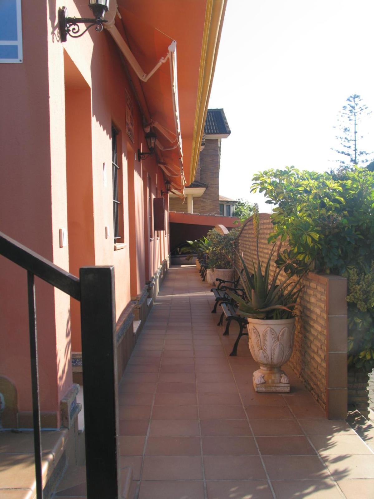 Hostal Noli Chiclana de la Frontera Extérieur photo