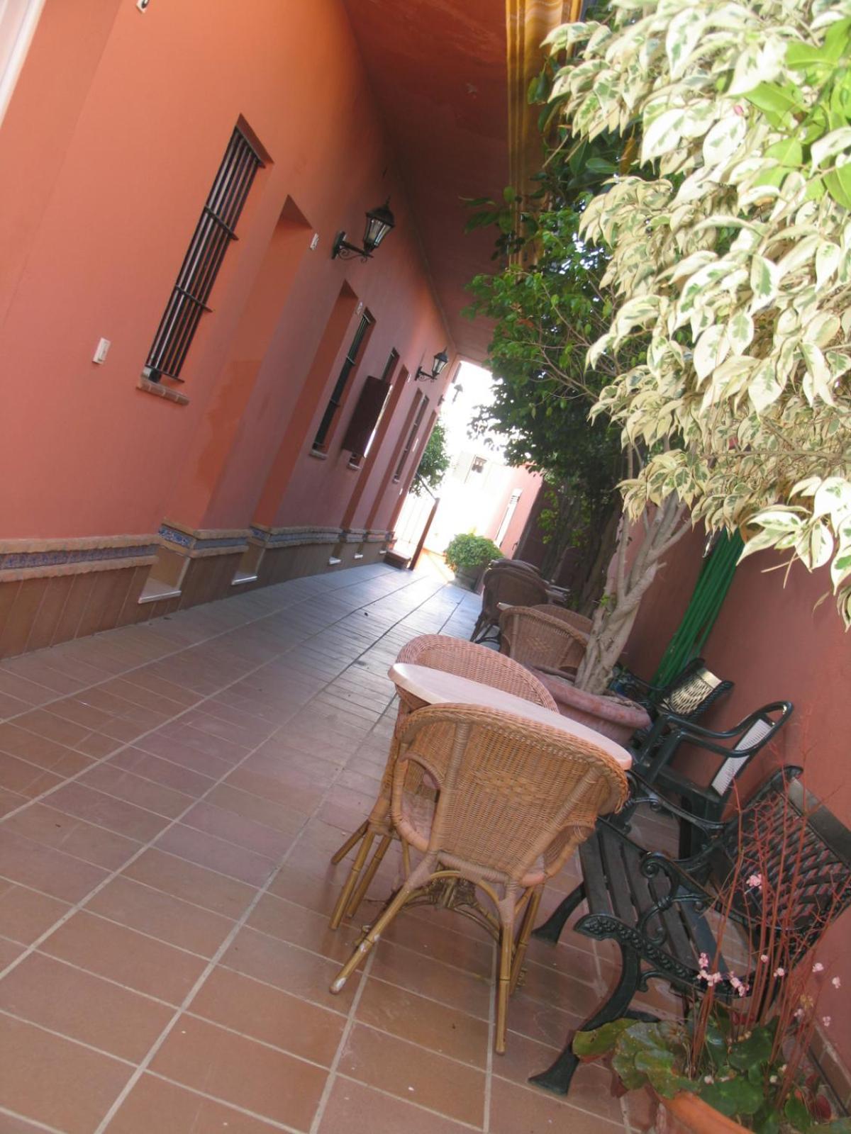 Hostal Noli Chiclana de la Frontera Extérieur photo